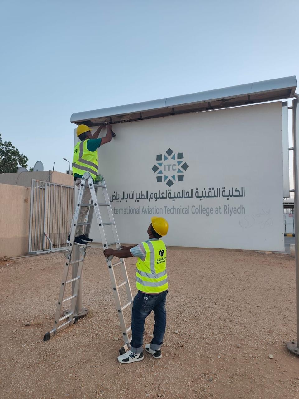 Mastering Modern Marketing: Choosing the Best Signage Solutions